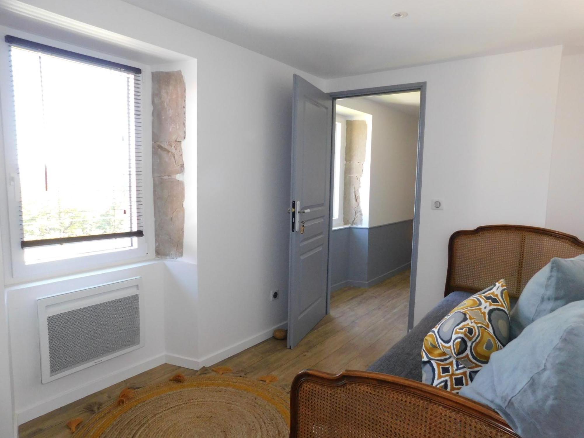 La Maison De Paul & Margaux Chateauneuf-de-Galaure Room photo